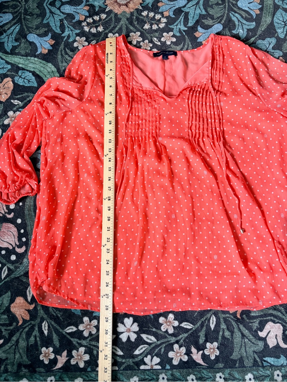 Tommy Hilfiger Women’s Coral Polka Dot Sheer Pintuck Peasant Boho Blouse Top - Picture 12 of 13